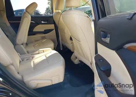 2019 Toyota Highlander Limited/Ltd Platinum z USA, uszkodzony, nr VIN 5TDYZRFH1KS293398